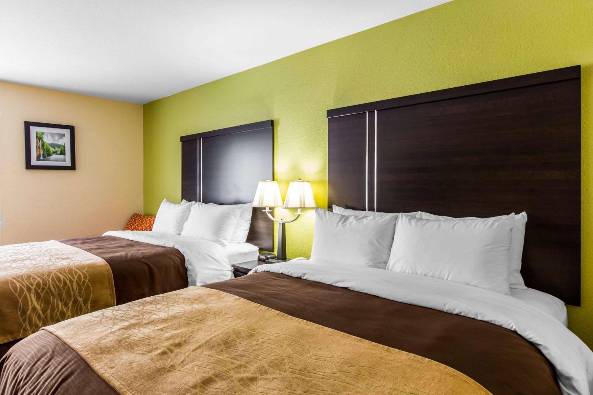 Quality Inn West Of Asheville Canton Exterior photo
